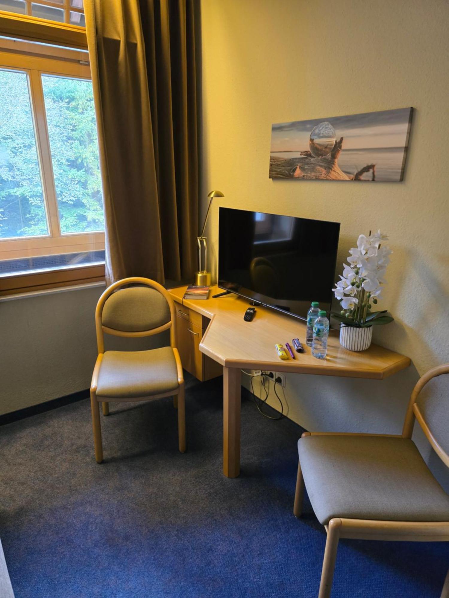 Gasthaus Pension Doerenkrug - Restaurant Augustdorf المظهر الخارجي الصورة